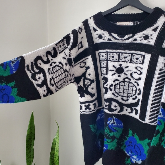 VTG abstract 80's Sweater - Picture 5 of 11